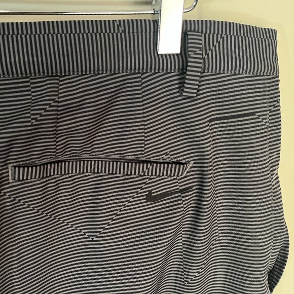 Nike Golf Men's gray and black detailed flat front Shorts 36 10" inseam EUC - Picture 1 of 5